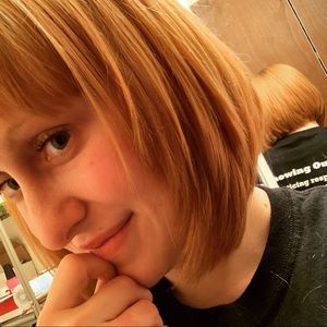 Meet your Posher, Nikole